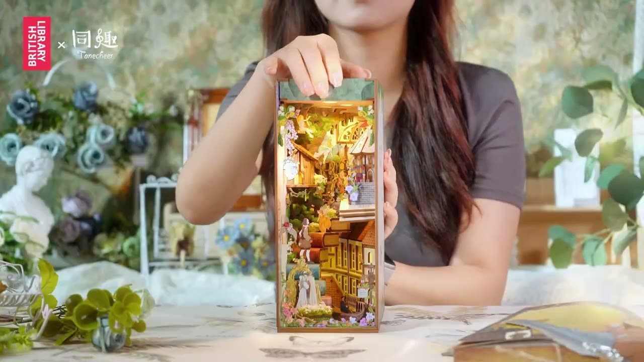 Букнук Tonecheer Шекспир: лица и маски video thumbnail